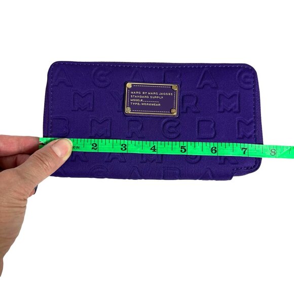 MARC by Marc Jacobs Purple Neoprene  Dreamy Logo Zip Slim Wallet - Picture 8 of 13